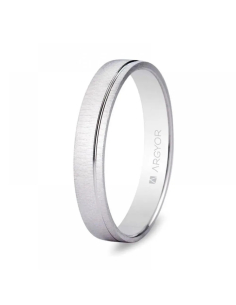 Alianza de boda texturizada con un precioso acabado mate en oro de 18k