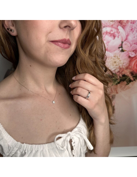 Brilla con elegancia 💎 Gargantilla de diamantes Jolie en oro blanco