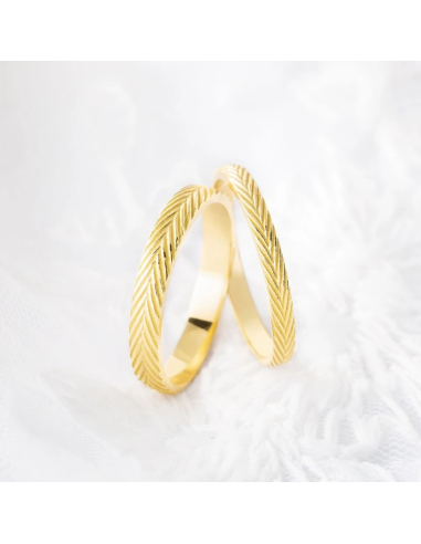 Alianza de boda artesanal en oro amarillo de 18k diseño de espiga-2